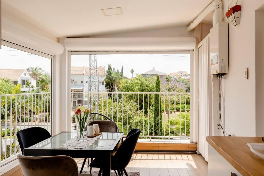 Charming Unit With Pool And Great Amenities Apartment Rishon Leziyyon Luaran gambar