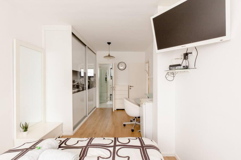 Charming Unit With Pool And Great Amenities Apartment Rishon Leziyyon Luaran gambar