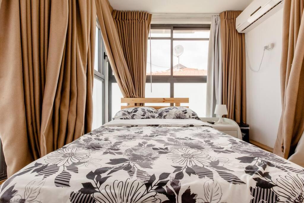 Charming Unit With Pool And Great Amenities Apartment Rishon Leziyyon Luaran gambar